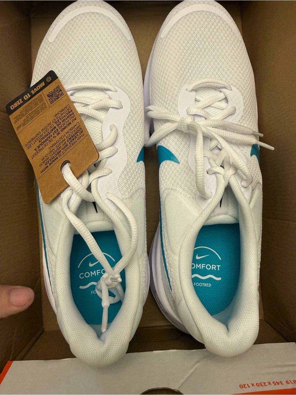 Men’s 10.5 Nike Revolution 7